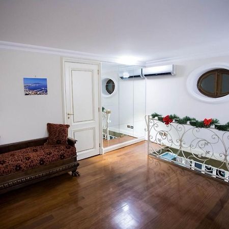 Hause Naty Spaccanapoli Apartment ภายนอก รูปภาพ