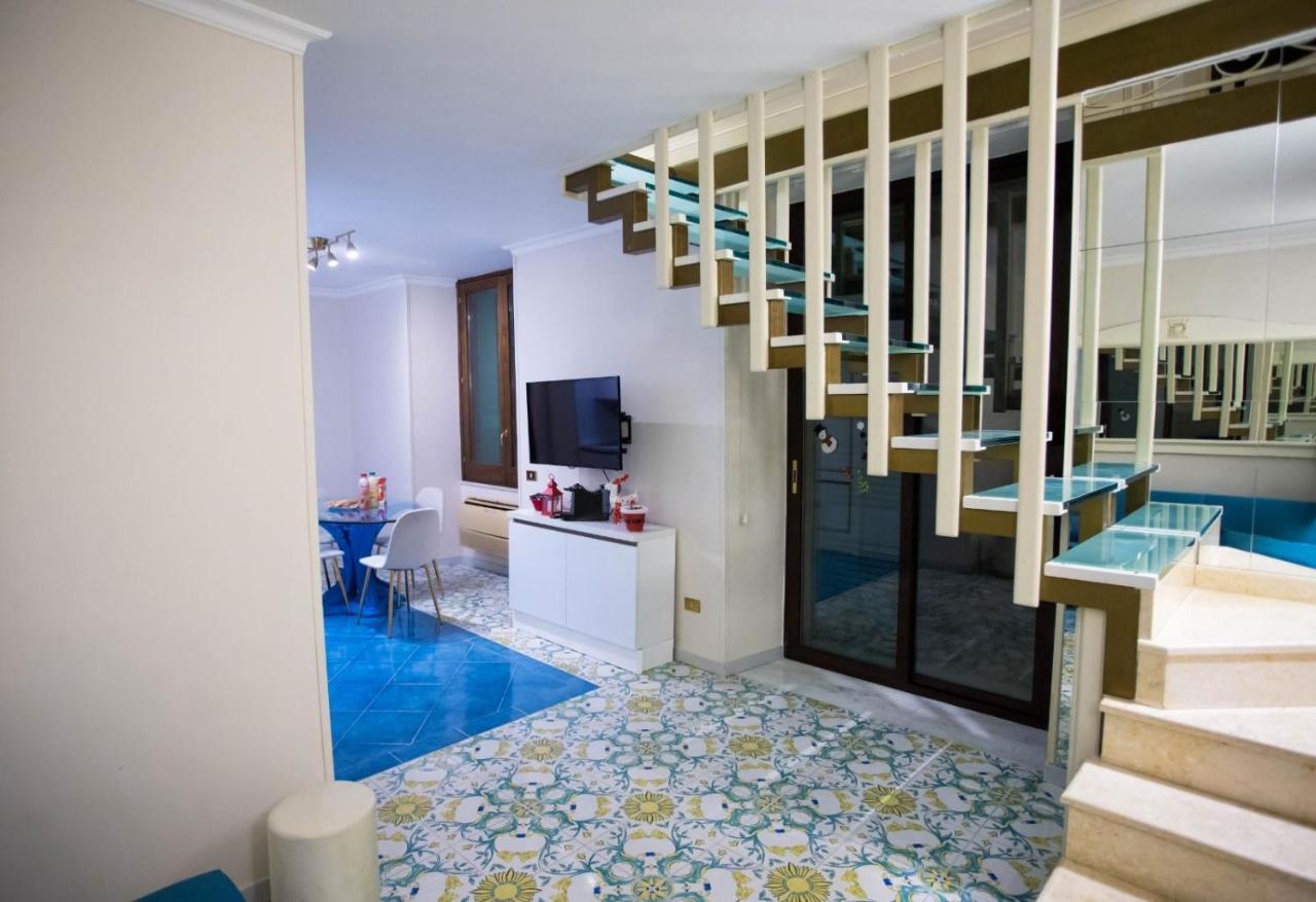 Hause Naty Spaccanapoli Apartment ภายนอก รูปภาพ